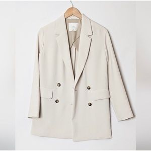 RARE! NEW! Aritzia Wilfred Cherrelle Bone White Double Breasted Blazer